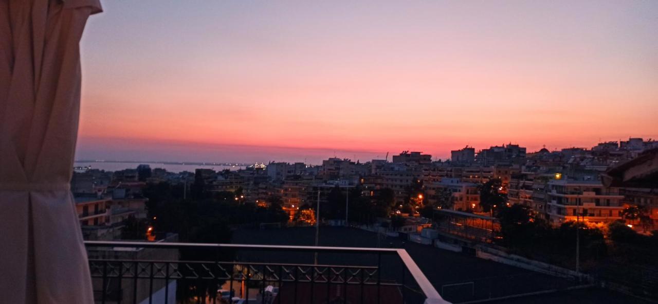 Sunset Rooftop Apartment سالونيك المظهر الخارجي الصورة